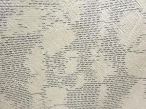 アンティーク　抽象花模様織り出し本場白大島紬着物